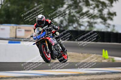 media/Apr-18-2025-TrackDaz (Fri) [[45f5874c44]]/B Group/Session 4 (Turn 6 - Outside)/